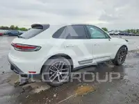 2022 Porsche MACAN photo