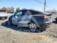 2022 Tesla Model Y фото