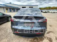 2022 Tesla Model Y фото