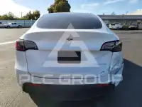 2022 Tesla Model Y photo