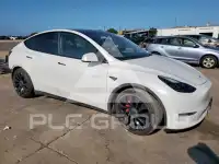 2022 Tesla Model Y photo