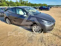 2022 Tesla Model Y фото