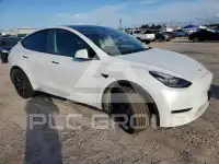2022 Tesla Model Y фото