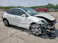 2022 Tesla Model Y фото