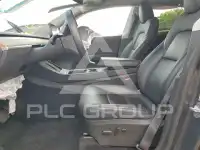 2022 Tesla Model Y фото