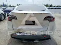2022 Tesla Model Y photo