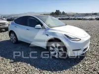 2022 Tesla Model Y фото