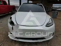 2022 Tesla Model Y фото