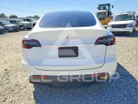 2022 Tesla Model Y фото