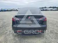 2022 Tesla Model Y фото
