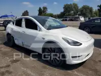 2022 Tesla Model Y photo