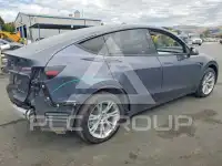 2022 Tesla Model Y фото