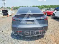 2022 Tesla Model Y фото