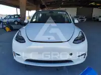2022 Tesla Model Y фото
