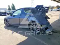 2022 Tesla Model Y фото
