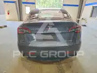 2022 Tesla Model Y фото