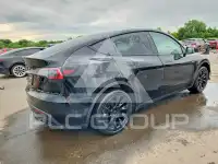 2022 Tesla Model Y фото