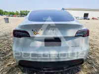2022 Tesla Model Y фото