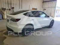 2022 Tesla Model Y фото