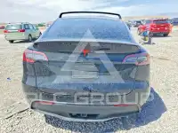 2022 Tesla Model Y photo