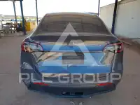2022 Tesla Model Y фото