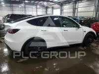2022 Tesla Model Y фото