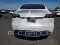 2022 Tesla Model Y фото