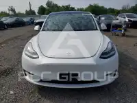 2022 Tesla Model Y фото