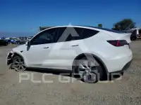 2022 Tesla Model Y фото
