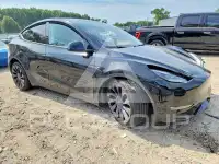 2022 Tesla Model Y фото