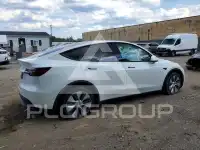 2022 Tesla Model Y фото