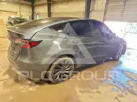 2022 Tesla Model Y фото