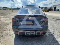 2022 Tesla Model Y фото