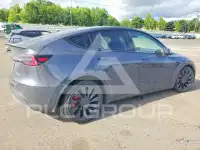 2022 Tesla Model Y фото