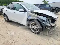2022 Tesla Model Y фото