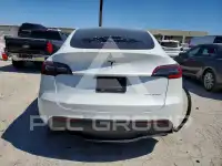 2022 Tesla Model Y фото