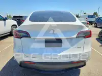 2022 Tesla Model Y photo