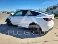 2022 Tesla Model Y фото