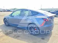 2022 Tesla Model Y фото