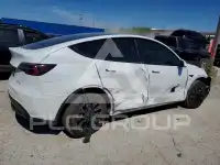 2022 Tesla Model Y фото
