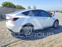 2022 Tesla Model Y фото