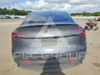 2022 Tesla Model Y фото