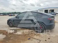 2022 Tesla Model Y фото