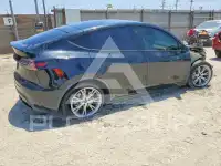 2022 Tesla Model Y фото