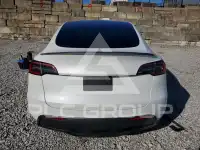 2022 Tesla Model Y фото
