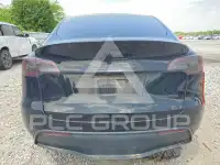 2022 Tesla Model Y фото