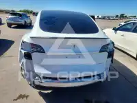 2022 Tesla Model Y фото