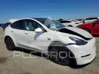 2022 Tesla Model Y фото