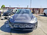 2022 Tesla Model Y фото