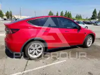 2022 Tesla Model Y фото
